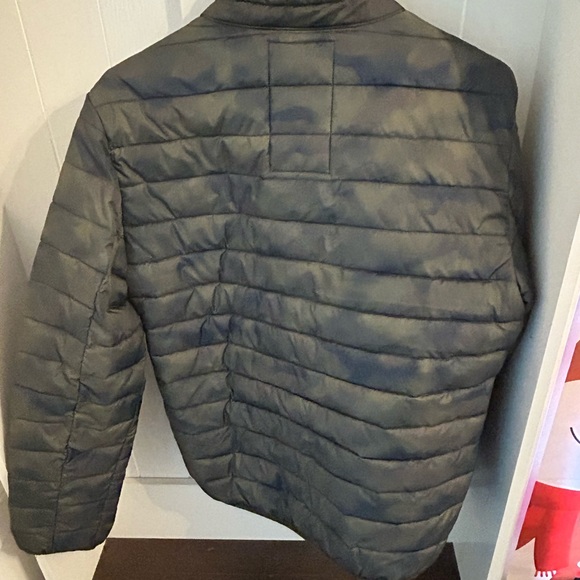 GAP men's size small coat- worn once! - Picture 2 of 5